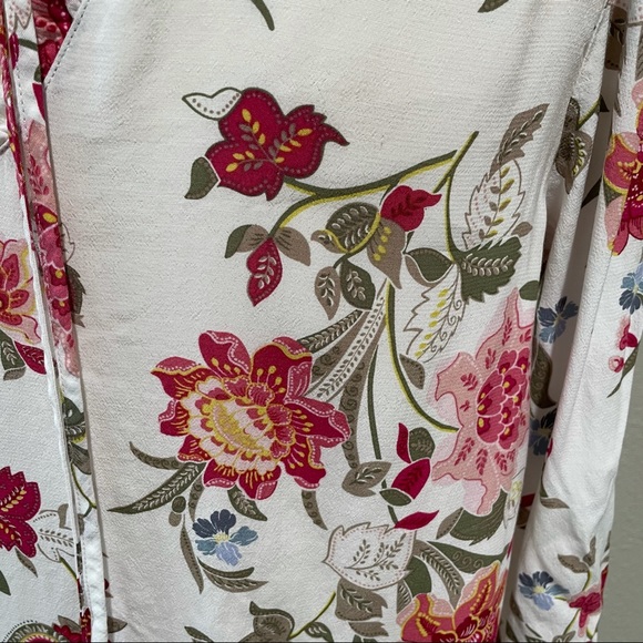 3 for $25 LOFT Top Size S - Picture 3 of 7